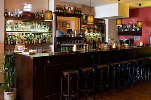 JM Cocktail Bar