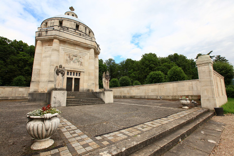 Krásnohorské podhradie