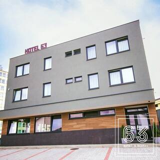 Hotel & Bistro 63