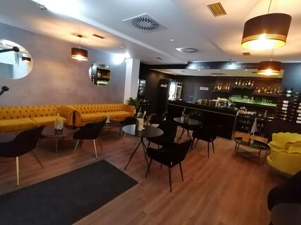 MV Cafee (eMVe)