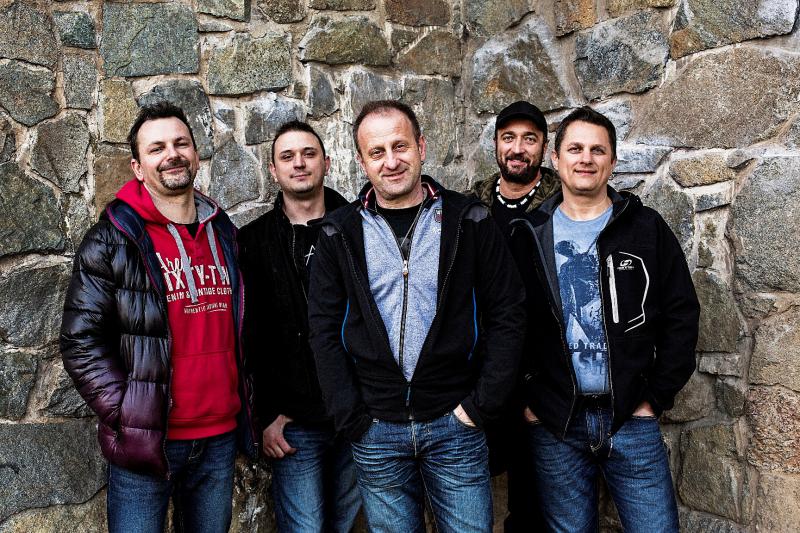 Rockový koncert – AYA